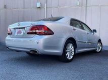 2009 Toyota Crown