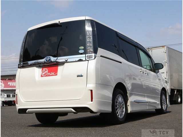 2014 Toyota Voxy