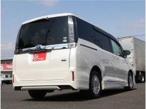 2014 Toyota Voxy