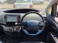 2014 Toyota Estima