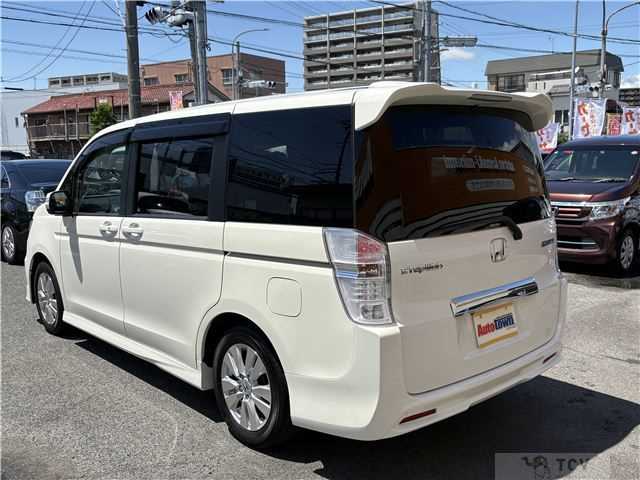 2011 Honda Step WGN