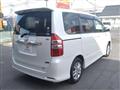 2010 Toyota Noah