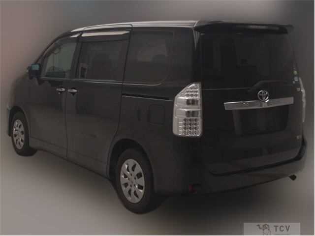 2013 Toyota Noah