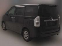 2013 Toyota Noah