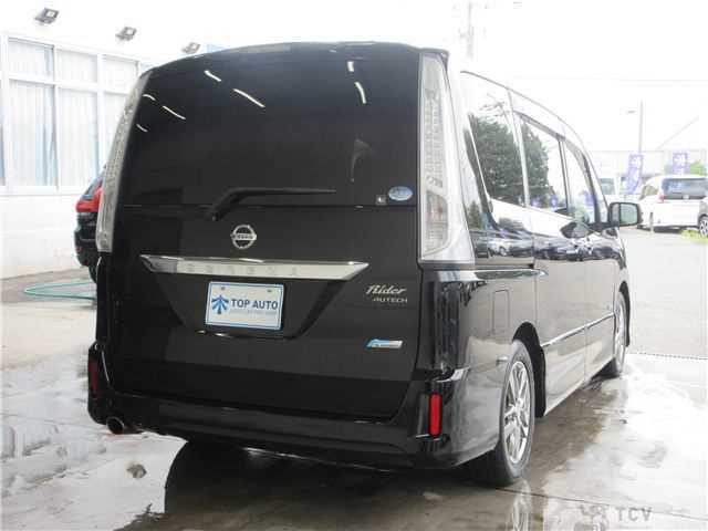2012 Nissan Serena