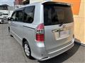 2009 Toyota Noah