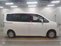 2009 Toyota Voxy