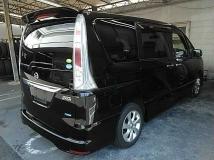 2011 Nissan Serena