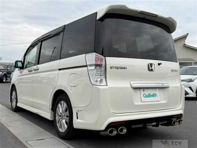 2010 Honda Step WGN