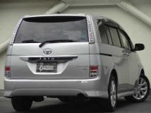 2013 Toyota Isis