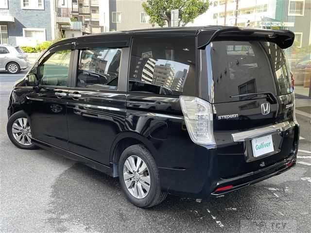 2014 Honda Step WGN