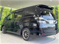 2011 Toyota Vellfire