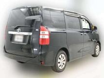 2013 Toyota Noah
