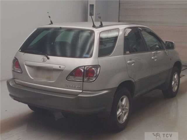 2000 Toyota Harrier