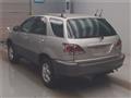2000 Toyota Harrier