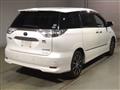 2013 Toyota Estima Hybrid