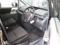 2009 Toyota Noah