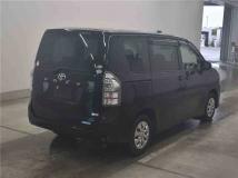2013 Toyota Voxy