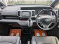 2013 Honda Step WGN
