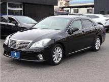 2011 Toyota Crown Royal Series