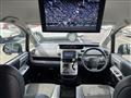 2013 Toyota Voxy