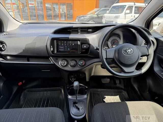 2017 Toyota Vitz