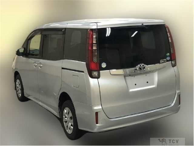 2014 Toyota Noah