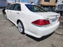 2012 Toyota Crown