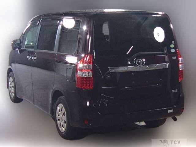 2012 Toyota Noah