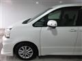 2010 Toyota Voxy