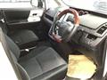 2013 Toyota Voxy