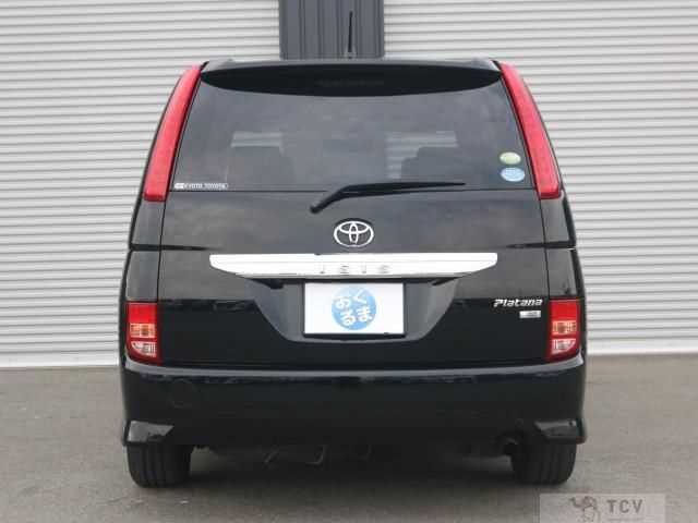 2011 Toyota Isis