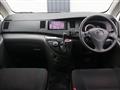 2011 Toyota Isis