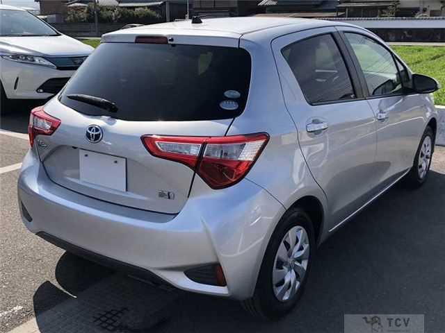 2017 Toyota Vitz