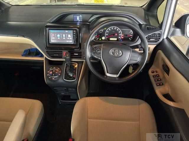 2016 Toyota Noah