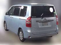 2012 Toyota Noah