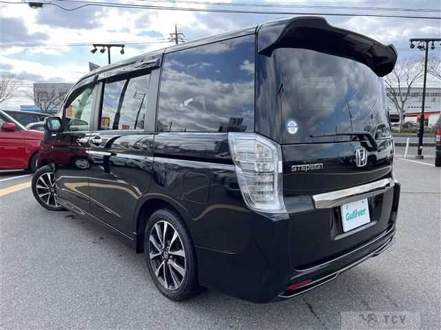 2013 Honda Step WGN