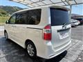 2009 Toyota Noah