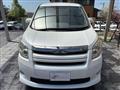 2009 Toyota Noah