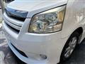 2009 Toyota Noah