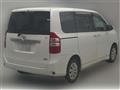 2011 Toyota Noah