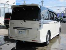 2013 Honda Step WGN
