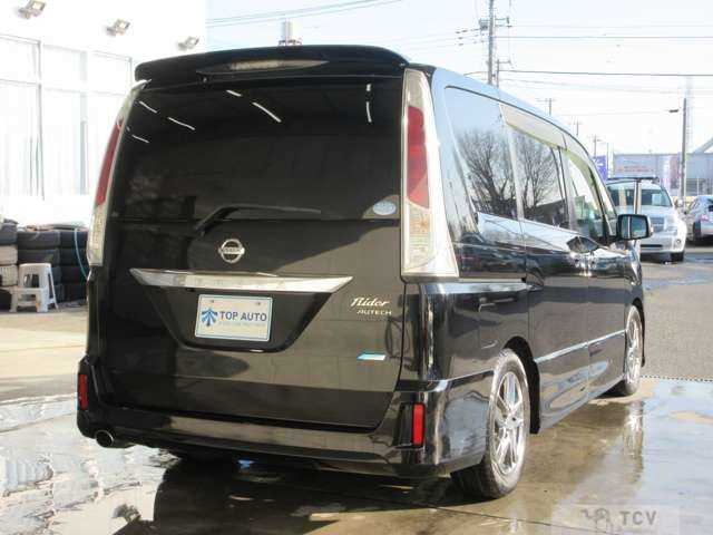 2011 Nissan Serena