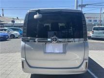 2014 Toyota Voxy