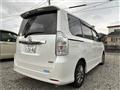 2012 Toyota Voxy