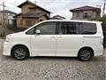 2012 Toyota Voxy