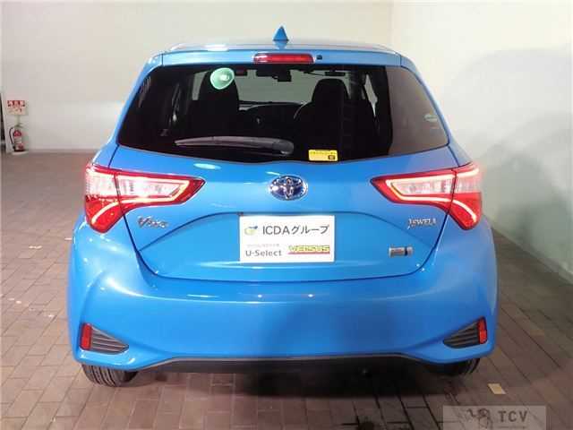 2017 Toyota Vitz