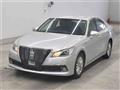2014 Toyota Crown Hybrid
