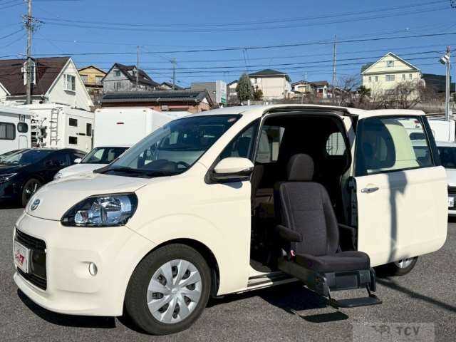 2016 Toyota Porte