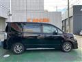2013 Toyota Voxy
